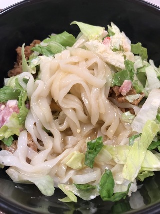 シーザーレタス牛麺