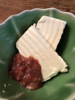 酒盗クリームチーズ