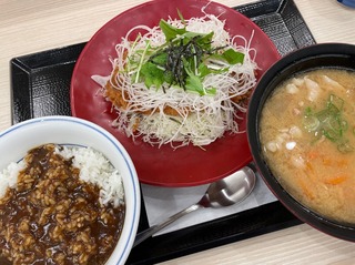 塩カツ定食
