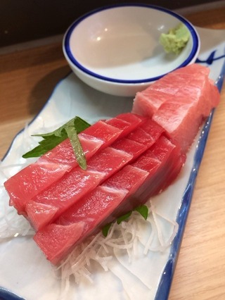 マグロ刺し