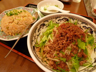 冷し坦々麺+半チャン