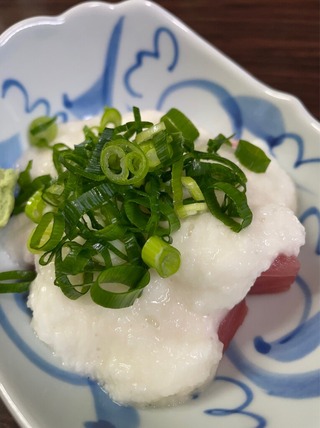 マグロ山かけ