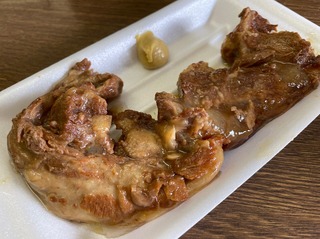 まるごと1枚豚なんこつ