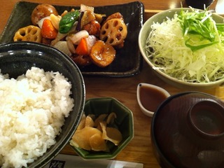 鶏と野菜の黒酢あん定食
