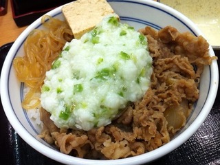 おくらとろろ牛鍋丼