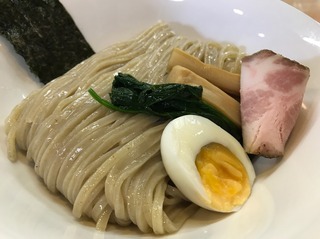 つけ麺赤辛焦がしラー油