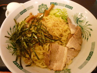 汁なしラーメン