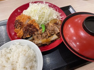 牛バラ焼きとロースカツの合い盛り定食