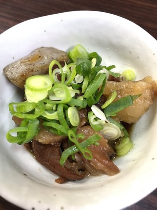 牛すじの煮込