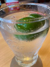 すだちジンソーダ