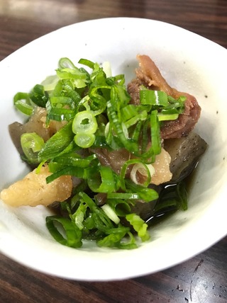 牛すじ煮込