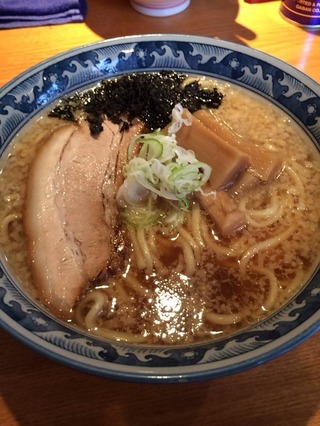背脂煮干し中華そば