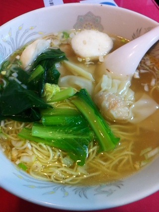 エビワンタンとイカ団子麺