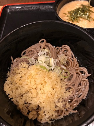 半たぬきそば