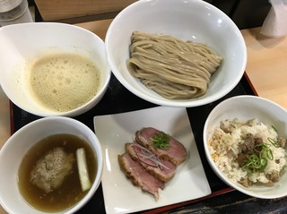 �ϸ����γ��Ȥ�������ΤĤ���