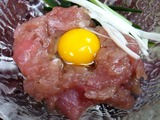 まぐろユッケ