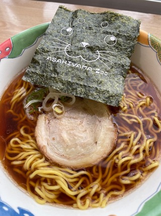 旭川醤油ラーメン