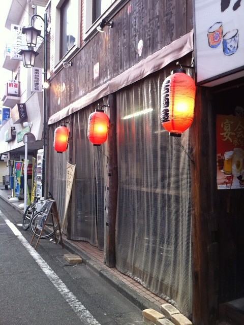 昼間っから立ち飲みで 塩焼きホルモン ぴん 湘南台 食メモ 愛知 横浜b級グルメと飲み記録