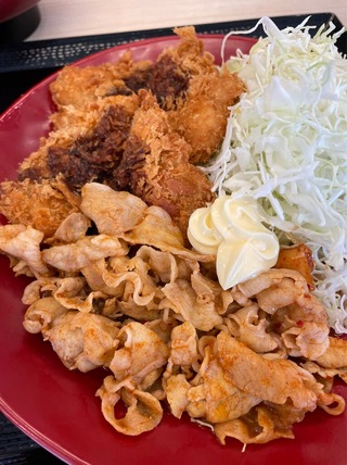 豚キムチとチキンソースカツ