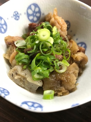 牛すじの煮込