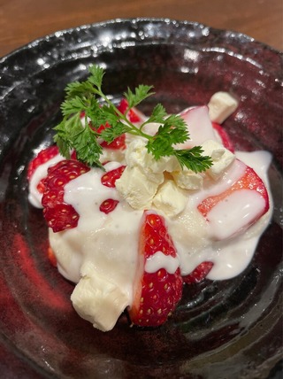 いちごとクリームチーズの白あえ