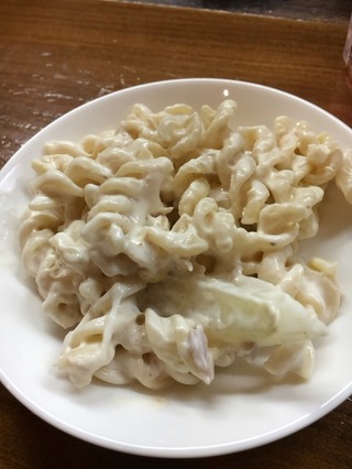 マカロニサラダ