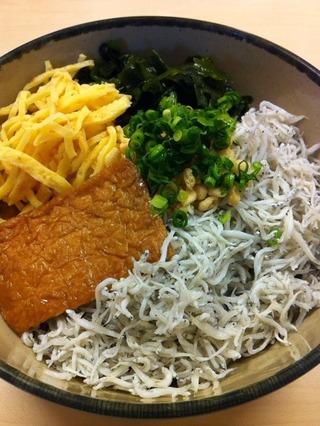 しらす蕎麦