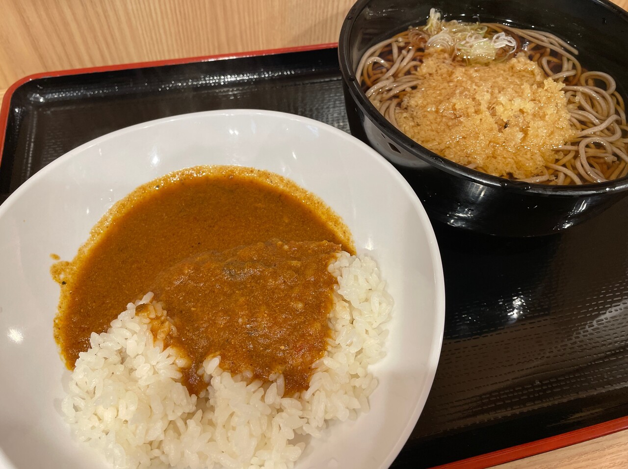 乗換朝メシ 朝カレー定食 よもだそば 名古屋 食メモ 愛知 旅先b級グルメと飲み記録