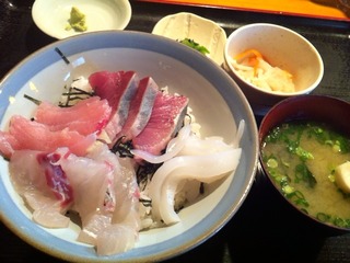海鮮丼