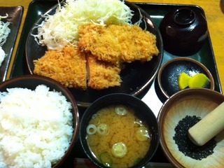チキンかつ定食