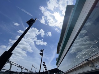 ˭�����ؾ�