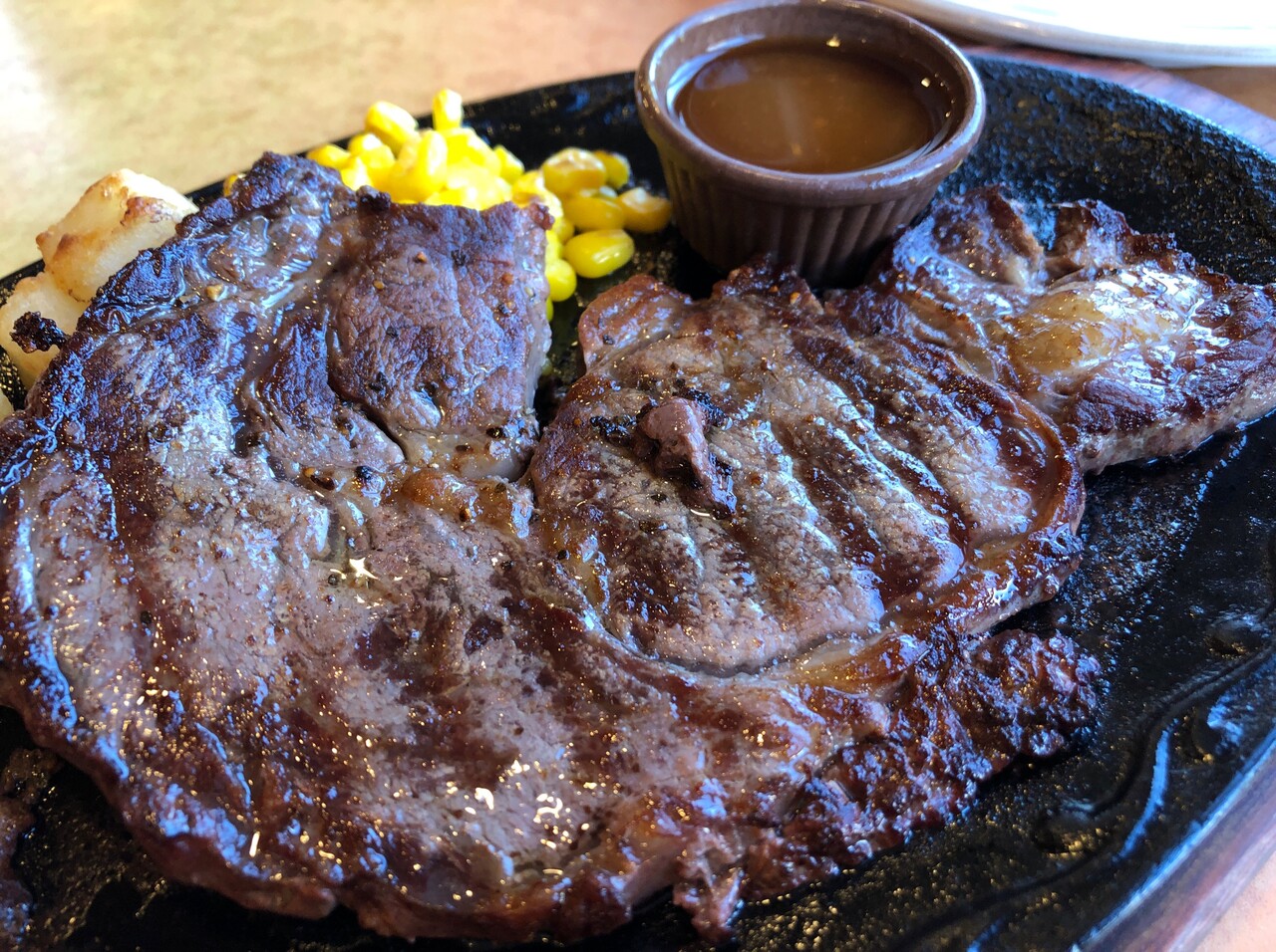 サイゼで豪遊 赤ワインにリブステーキ サイゼリヤ 豊橋 食メモ 愛知 横浜b級グルメと飲み記録 サイゼで豪遊 赤ワインにリブステーキ サイゼリヤ 豊橋 食メモ 愛知 横浜b級グルメと飲み記録
