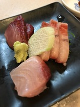 ハマチ刺身