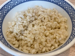 麦ごはん並