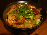 ホルモン丼