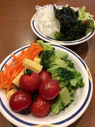 サラダバー