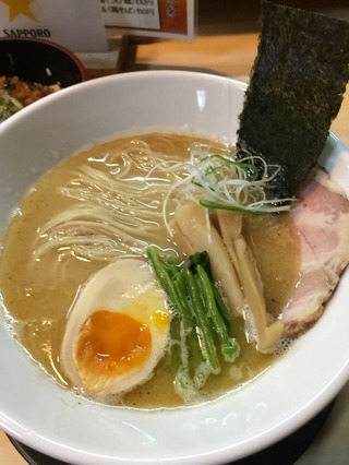 濃厚鶏の中華そば