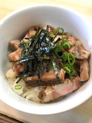 チャーシュー丼