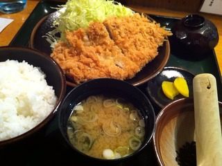 ロースカツ定食