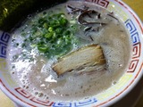 白豚骨らーめん