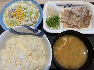 豚カルビ焼肉定食