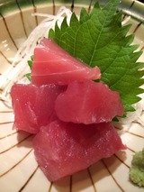 マグロぶつ
