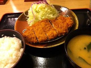 ロースとんかつ定食