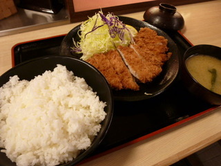 Wとんかつ定食