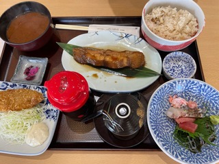 ���ؤ��꿩