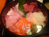 海鮮丼