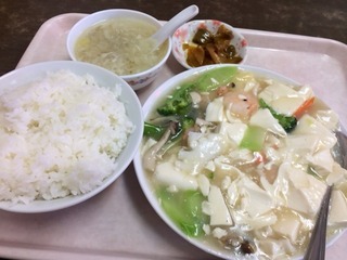 海鮮と豆腐煮込み