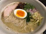 鶏と野菜の塩白湯麺