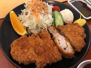 穂の国定食