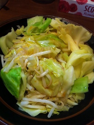 もやキャベ